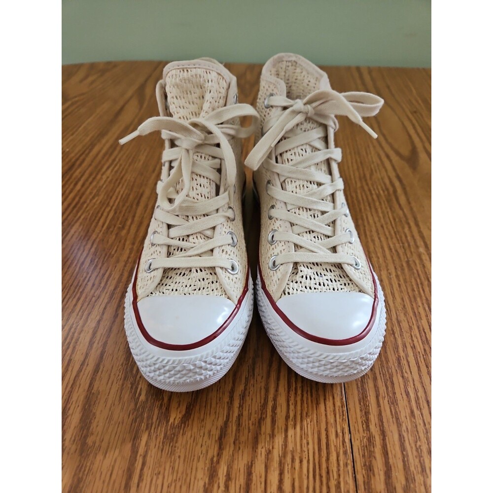 Converse Chuck Taylor All Star Women's 6 Cream Crochet Knit High Tops 551538F